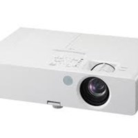 Máy chiếu Panasonic PT-LB2EA